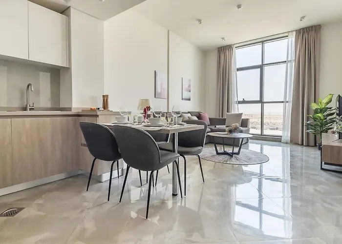 Frank Porter - Majestique Residence 2