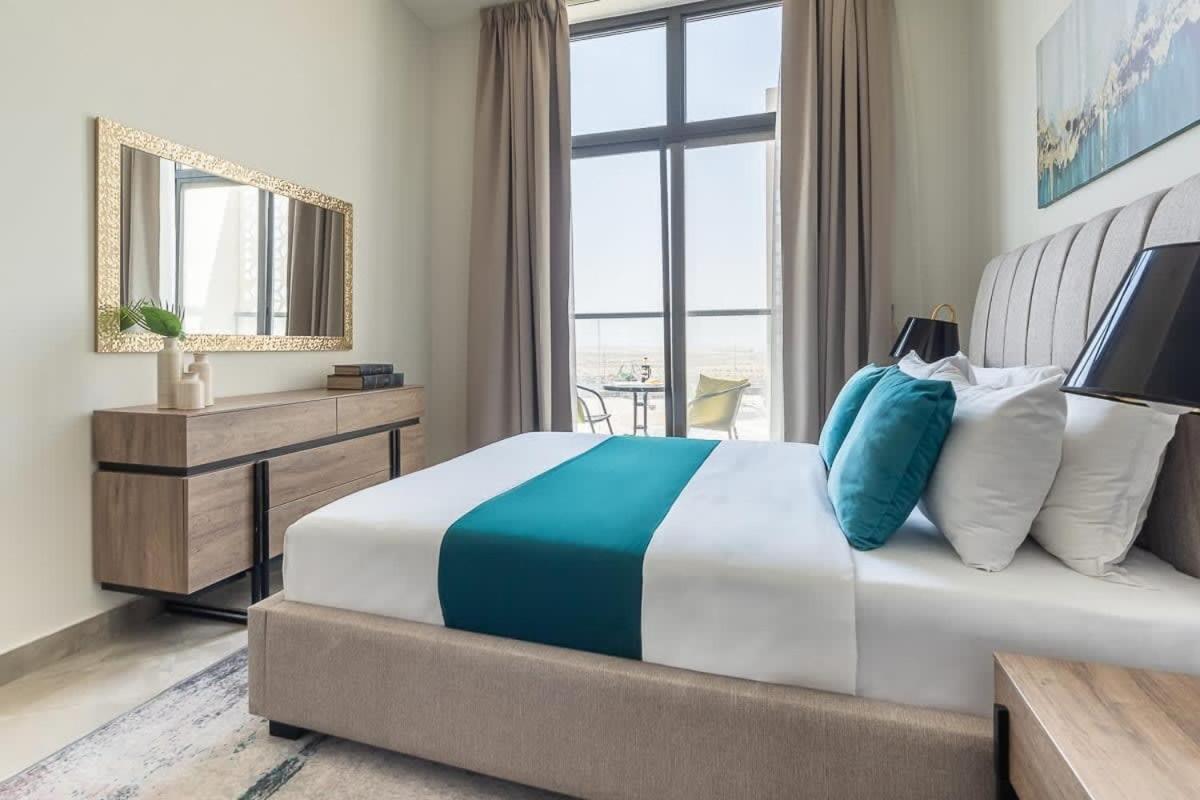 Frank Porter - Majestique 2 * Dubai
